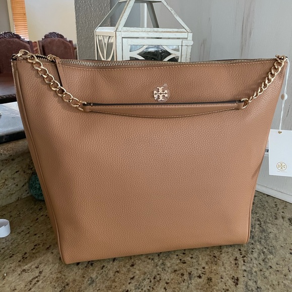 New Tory Burch hobo bag 😍 - Picture 3 of 6